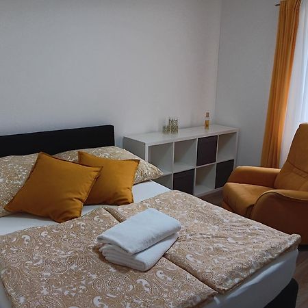 Ninas Gaestezimmer Hinterweiler المظهر الخارجي الصورة